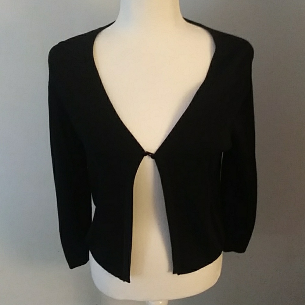 🎉PERFECT Black Nina Leonard sweater